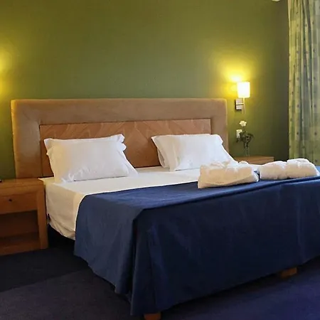 Qh De Quiaios Hotel 4*